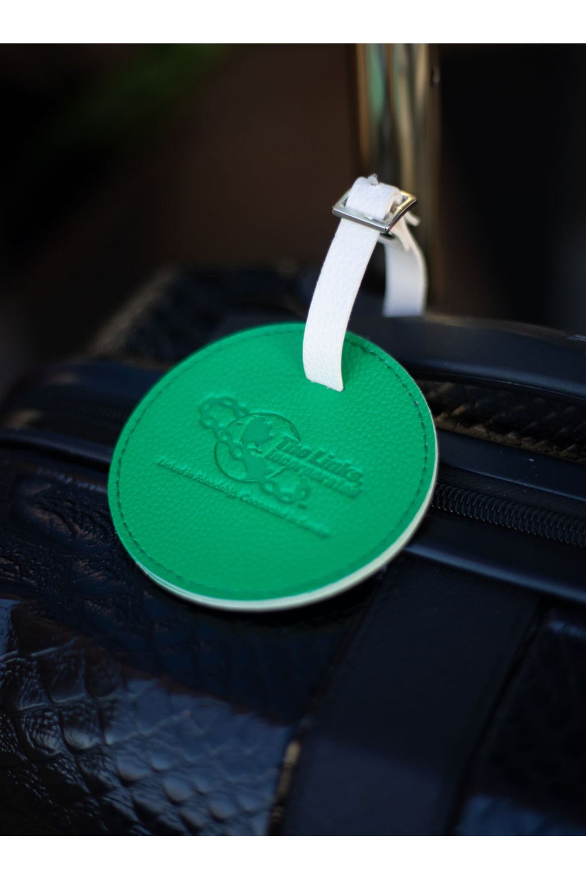 Links Embossed Luggage Tag