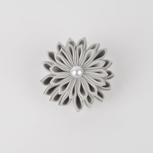Silver Ribbon Flower Pin