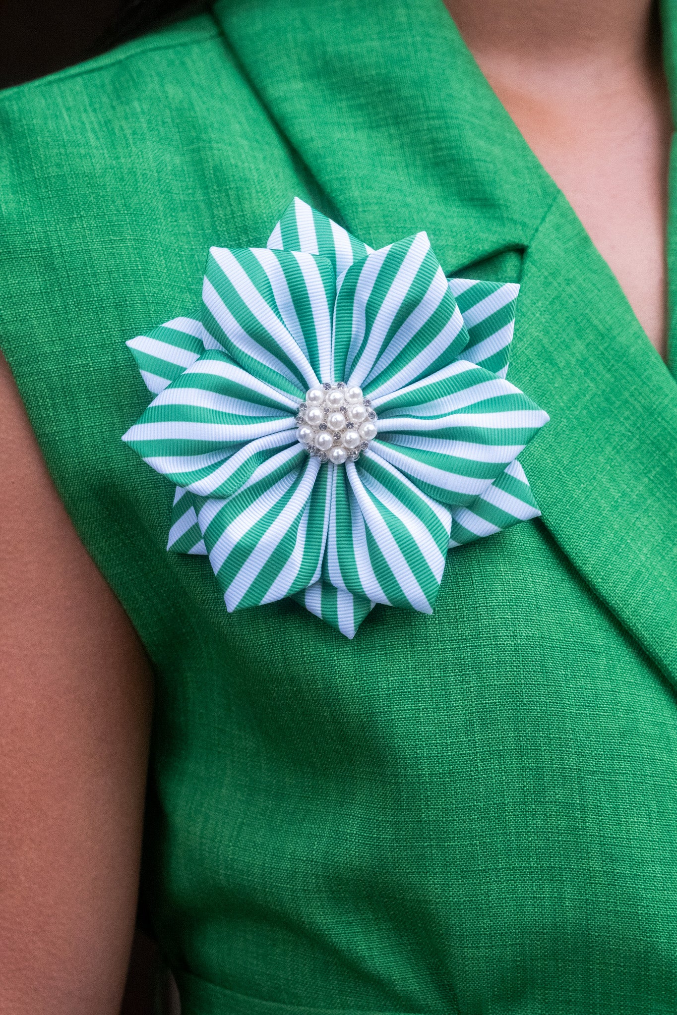 LINKS, Inc. Striped Ribbon Pin