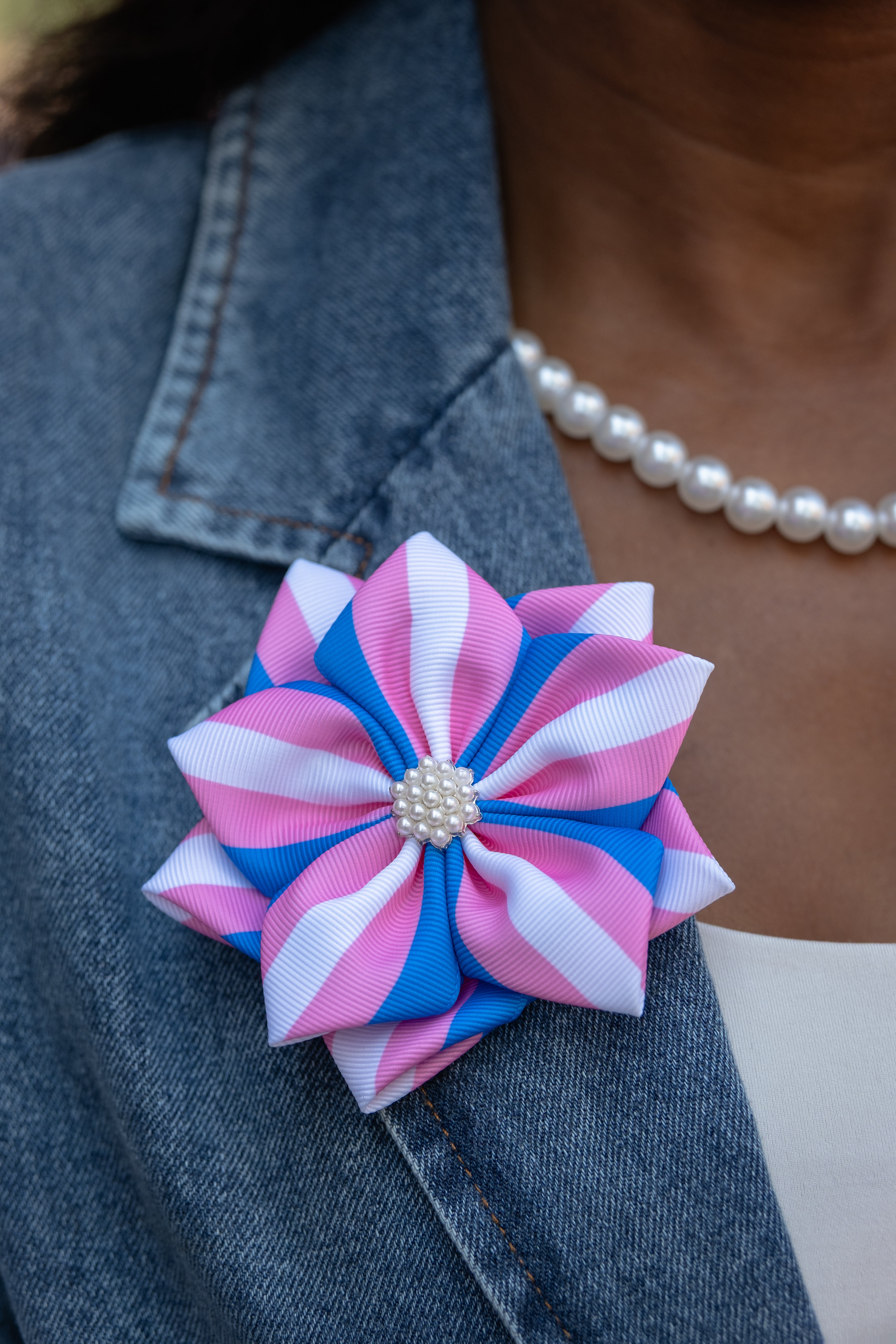 White, Pink, & Blue Ribbon Pin