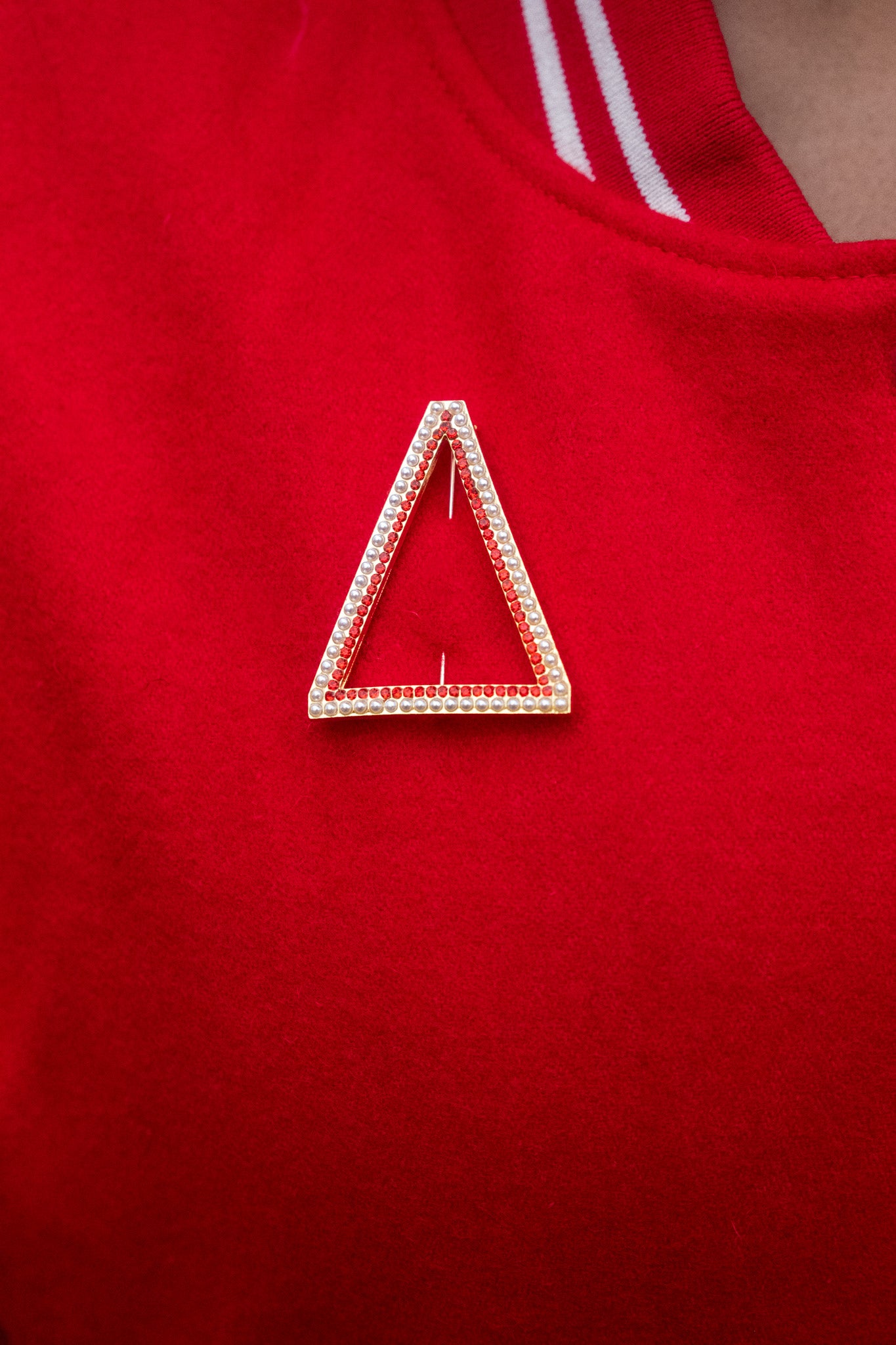ΔΣΘ Pearl and Crystal “Δ”