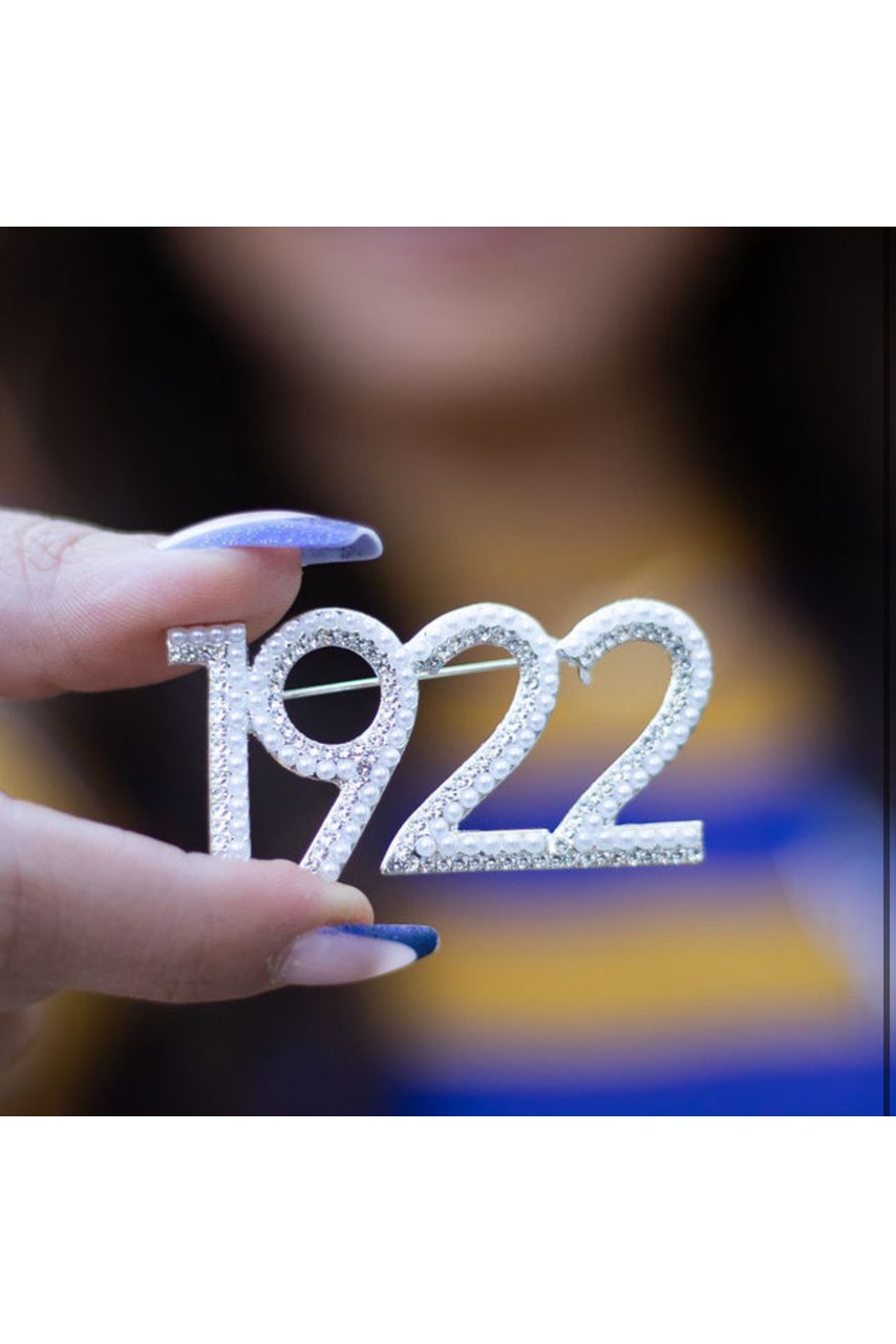 ΣΓΡ Pearl & Clear Stone Lapel Pin