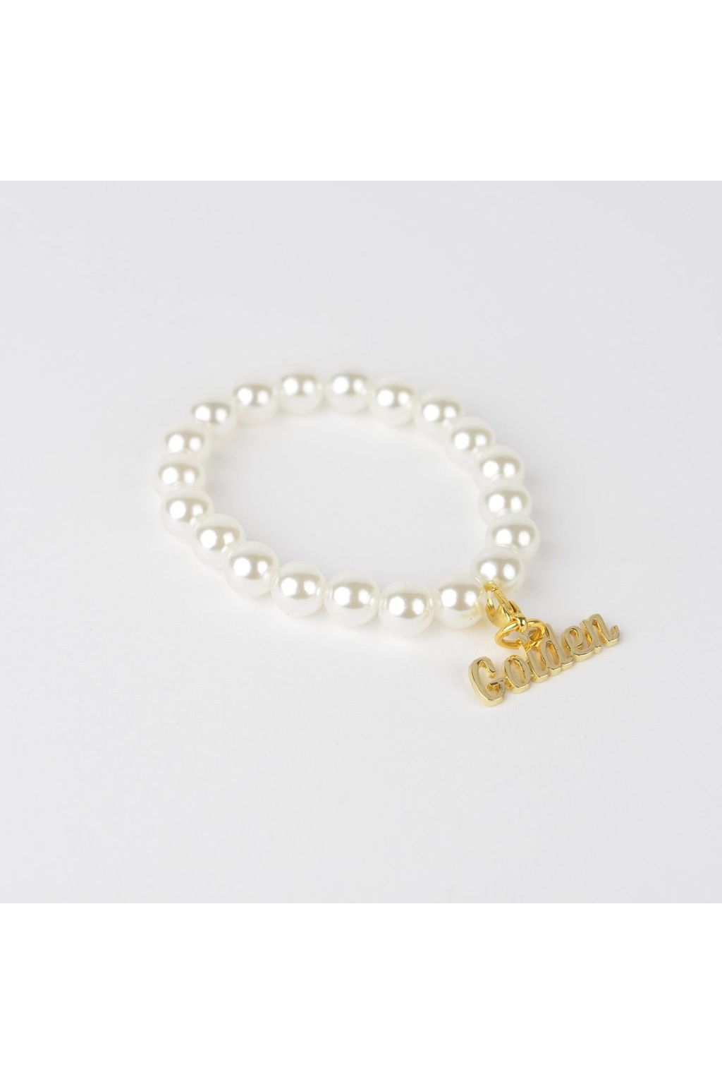 Pearl Bracelet with Golden Charm