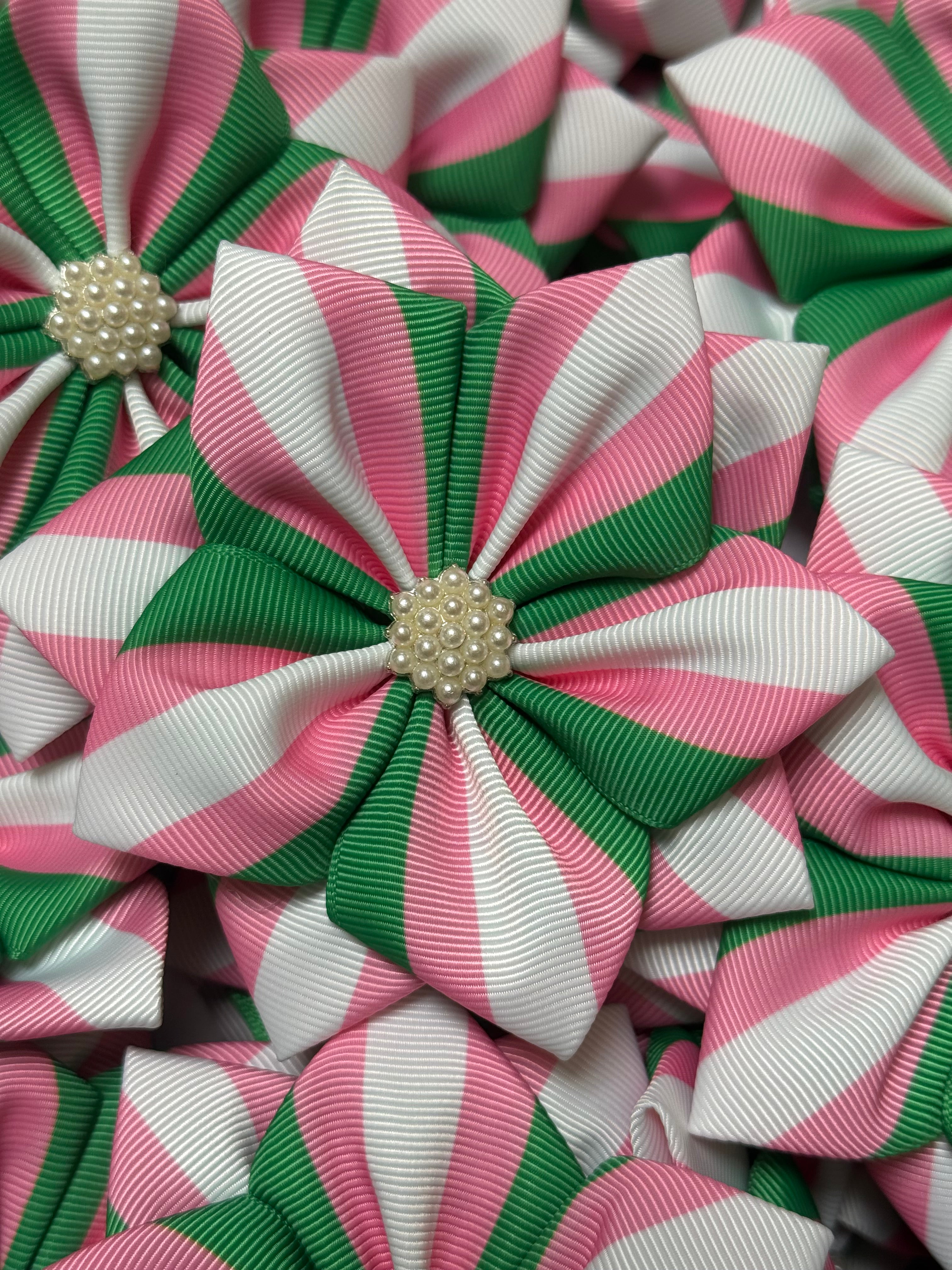 ΑΚΑ Pink, Green, & White Ribbon Lapel Pin